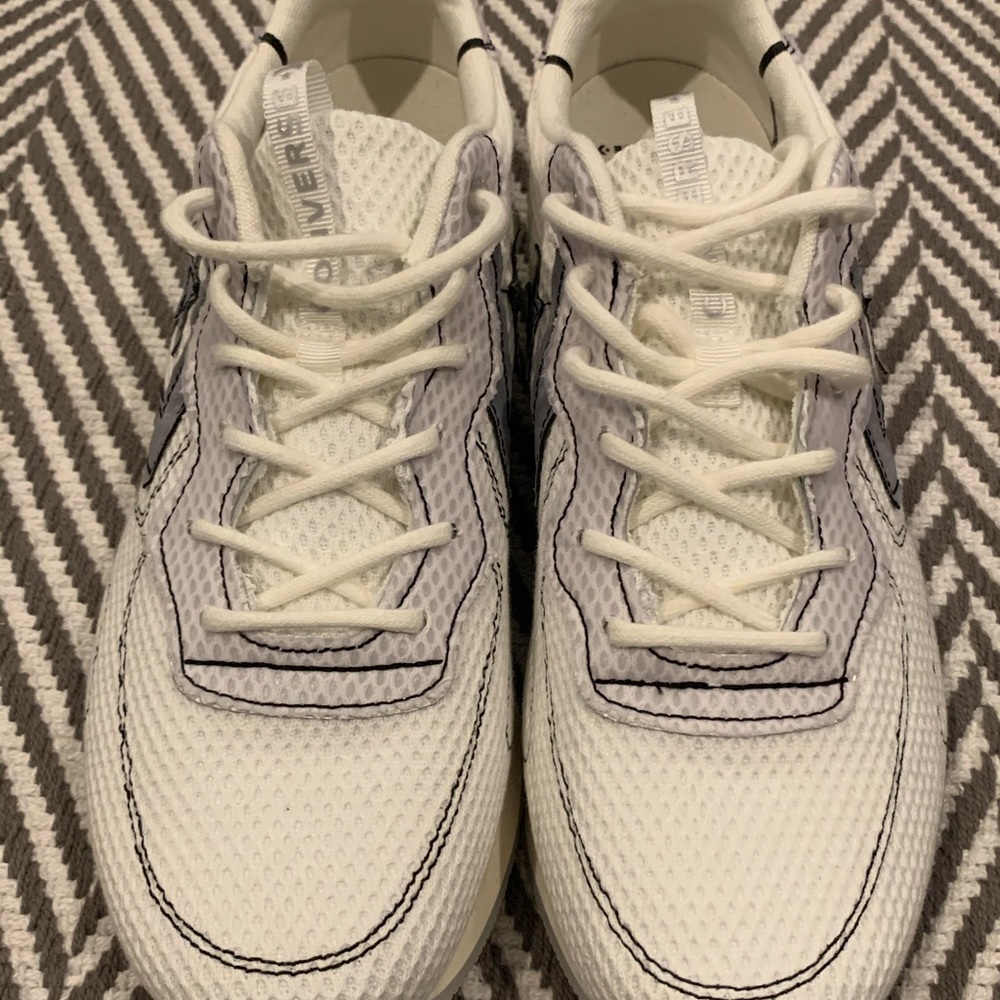 Converse thunderbolt ox